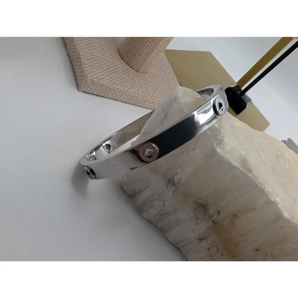 Kate Spade New York Silver Tone Spade Logo Hinged Bangle Bracelet Fashion - Picture 2 of 7